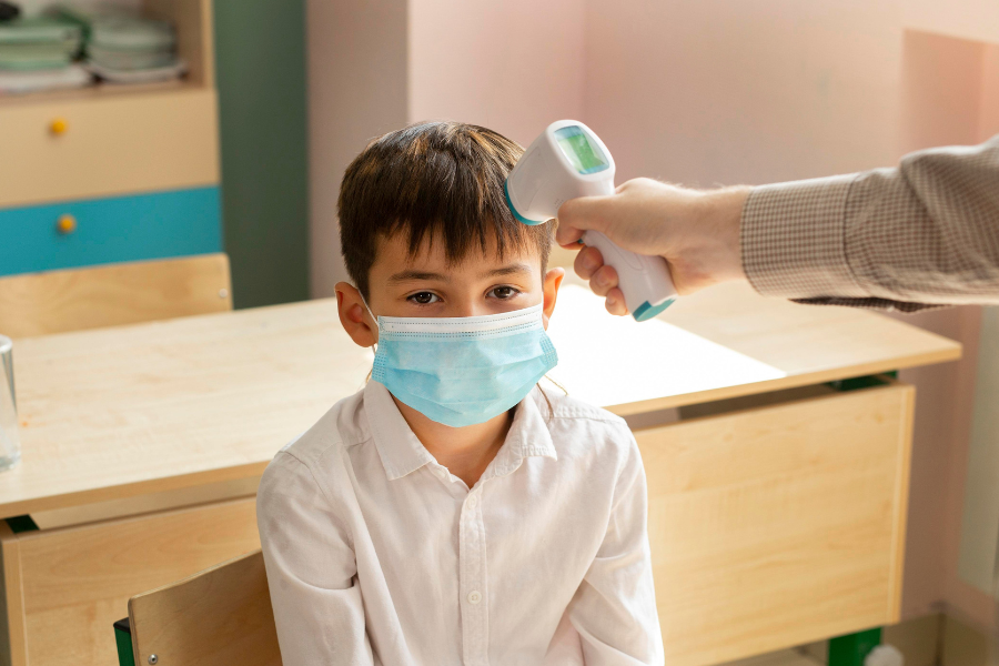 dukung kesehatan anak di rumah dengan redmed pharmacy